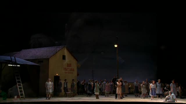 DONIZETTI, G.: Elisir d'amore (L') (Paris National Opera, 2006)