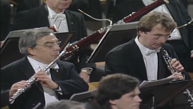 NEW YEAR'S EVE CONCERT 1990 - TCHAIKOVSKY, P.I. / SCHNITTKE, A. / SHOSTAKOVICH, D. (Spivakov, Bashmet, Rostropovitsch)