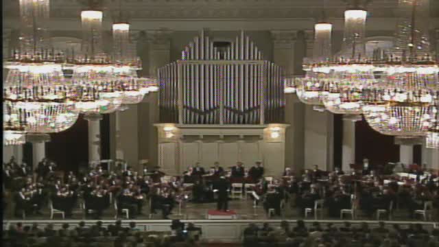 TCHAIKOVSKY GALA FROM LENINGRAD (Temirkanov)