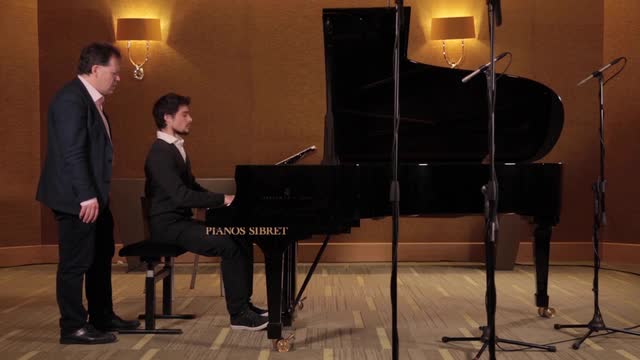 SCHUBERT, F.: Piano Sonata No. 21: I. Molto moderato (Masterclass with Yurij Bogdanov) (Bogdanov, Bonucci)