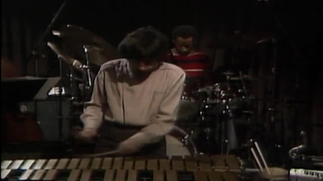 JAZZ LEGENDS - Mike Mainieri Live at the Village Vanguard (1982)