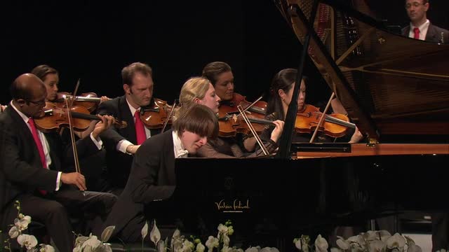 CHOPIN, F.: Piano Concerto No. 2 / Waltz No. 1, "Grande valse brillante" / Etudes, Opp. 10 and 25 (Verbier Festival, 2012) (Trifonov)