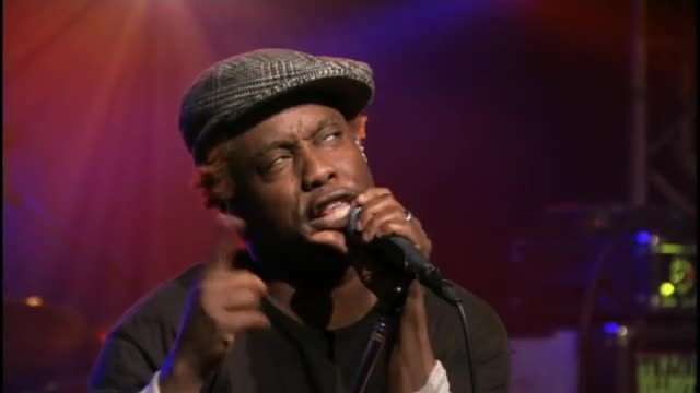 LIVING COLOUR: Live in Paris, 2007