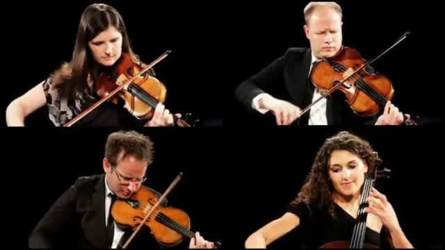 GLASS, P.: String Quartet No. 2, "Company": II. (Carducci String Quartet) (from Naxos 8.559636)