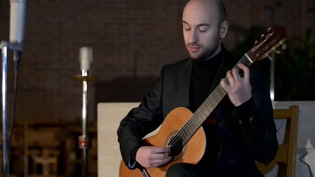 CASTELNUOVO-TEDESCO, M.: Guitar Sonata, Op. 77: I. Allegro con spirito (from Naxos 8.573362)